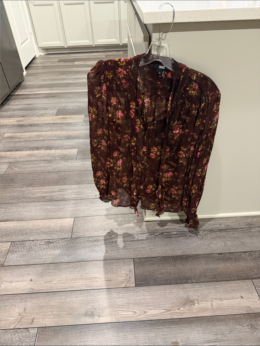 PAIGE Brown Sheer Floral Blouse 100% silk with Pink Roses. Size M . Like New